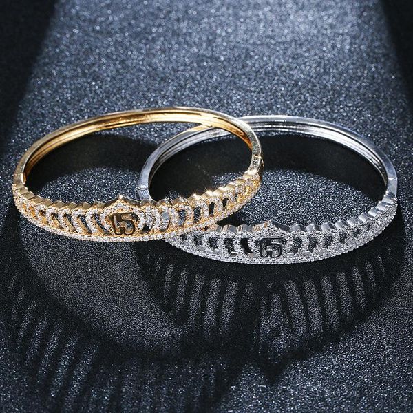 bangle 2021 fashion queen drove to the exquisite crown temperament unique gold-plated luxury bracelet beautiful girl love wife gift, Black
bangle 2021 fashion queen drove to the exquisite crown temperament unique gold-plated luxury bracelet beautiful girl love wife gift, Black