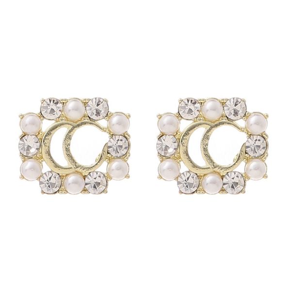 ladies fashion jewelry ancient family square letter doubles net red temperament women's s925 silver needle earrings, Golden
ladies fashion jewelry ancient family square letter doubles net red temperament women's s925 silver needle earrings, Golden