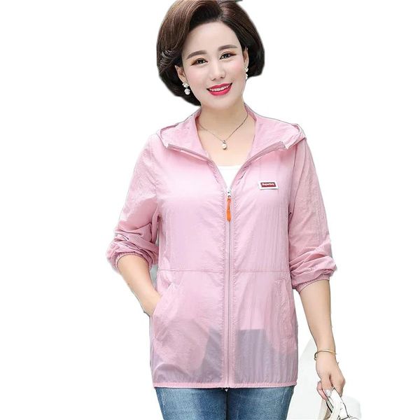 women's trench coats 2021middle aged women jacket fashion hooded sun protection clothing female loose thin coat zipper windbreaker plu, Tan;black
women's trench coats 2021middle aged women jacket fashion hooded sun protection clothing female loose thin coat zipper windbreaker plu, Tan;black