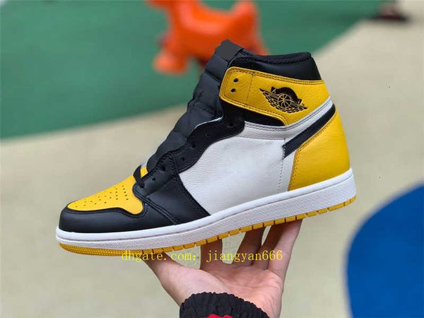 pine green 1 og travis scotts x dark mocha origin varsity homage to home grey toe satin backboard banned toe 1s unc sports shoes 228eu
pine green 1 og travis scotts x dark mocha origin varsity homage to home grey toe satin backboard banned toe 1s unc sports shoes 228eu