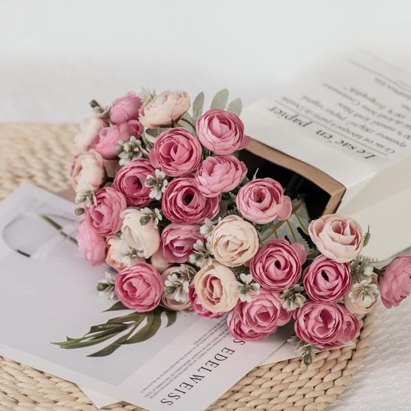 decorative flowers & wreaths simulation rose artificial buds wedding bride holding bouquet home table decoration floral fake roses bunch
decorative flowers & wreaths simulation rose artificial buds wedding bride holding bouquet home table decoration floral fake roses bunch