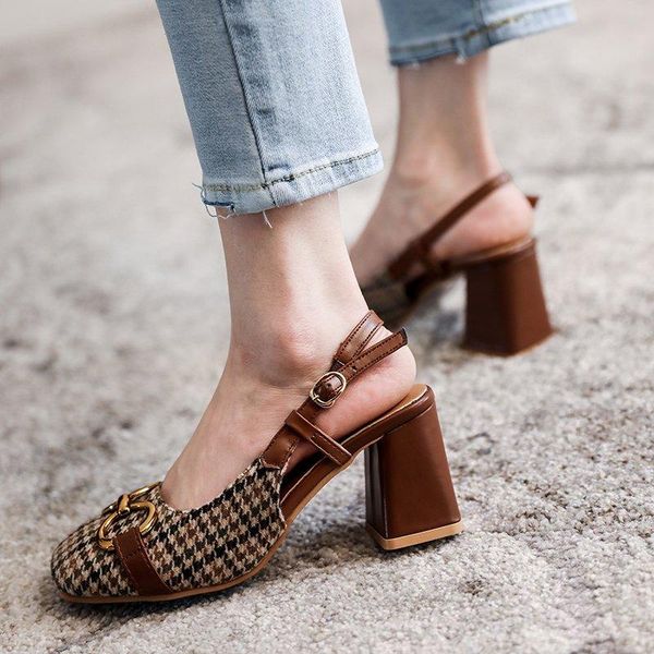 sandals women's summer fashion bun-toe root sandal high heel quality pu flow square head, Black
sandals women's summer fashion bun-toe root sandal high heel quality pu flow square head, Black