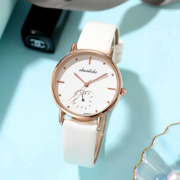 four leaf clover luxury ladies fashion quartz watch rhinestone bracelet gift dress # wristwatches, Slivery;brown
four leaf clover luxury ladies fashion quartz watch rhinestone bracelet gift dress # wristwatches, Slivery;brown