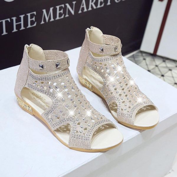 sandals large flat heel fish mouth high roman women back zipper bottom anti slip diamond rivet shoes, Black 
sandals large flat heel fish mouth high roman women back zipper bottom anti slip diamond rivet shoes, Black