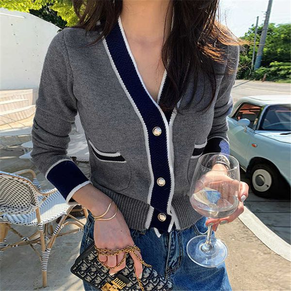 autumn winter vintage ladies knitted cardigans sweaters women korean long sleeve v-neck office fashion slim 210526, White
autumn winter vintage ladies knitted cardigans sweaters women korean long sleeve v-neck office fashion slim 210526, White