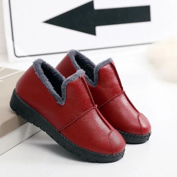 slippers outside woman comfor plush leisure winter walking shoes fashion style 2021 ladies waterproof leather, Black
slippers outside woman comfor plush leisure winter walking shoes fashion style 2021 ladies waterproof leather, Black