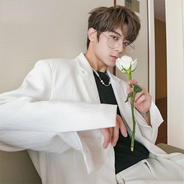 men's wrinkled fabric design suit jacket 2021 new loose solid color black and white single-breasted autumn casual jacket, White;black
men's wrinkled fabric design suit jacket 2021 new loose solid color black and white single-breasted autumn casual jacket, White;black