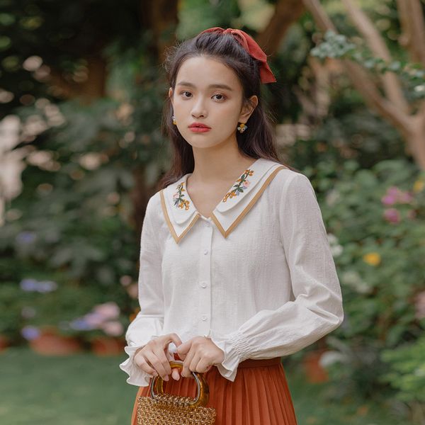 blouses liwo| spring arrivals women's retro art versatile embroidered trumpet long sleeve cotton shirt 2804, White
blouses liwo| spring arrivals women's retro art versatile embroidered trumpet long sleeve cotton shirt 2804, White