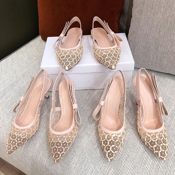 2021ss quality new arrival women sandals genuine leather 2 colors womens sandal highs heel studded fashion trend popular woman banquet weddi, Black
2021ss quality new arrival women sandals genuine leather 2 colors womens sandal highs heel studded fashion trend popular woman banquet weddi, Black