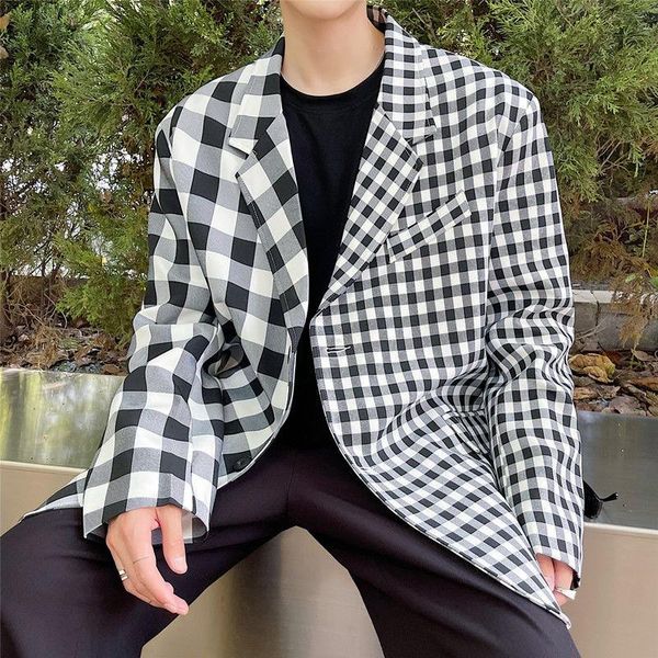 men's suits & blazers autumn korean plaid stitching suit coat men's fashionable vintage design single breasted blazer 2021 loose ja, White;black
men's suits & blazers autumn korean plaid stitching suit coat men's fashionable vintage design single breasted blazer 2021 loose ja, White;black