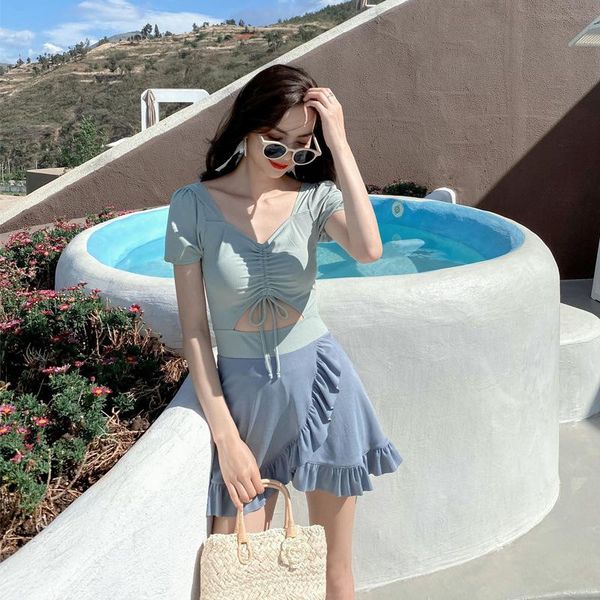 korean version of conservative one-piece skirt swimsuit, small breasts gathered to cover belly thin student swimsuit women suits
korean version of conservative one-piece skirt swimsuit, small breasts gathered to cover belly thin student swimsuit women suits
