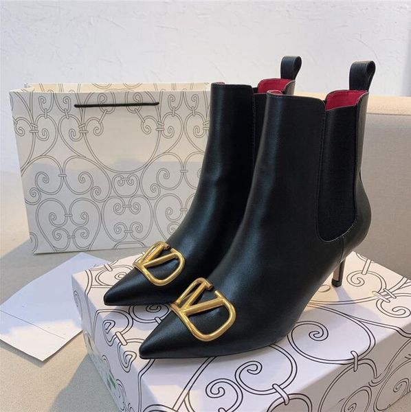 boots winter genuine leather high heels short women black pointed toe metal v buckle stiletto elastic ankle boots
boots winter genuine leather high heels short women black pointed toe metal v buckle stiletto elastic ankle boots