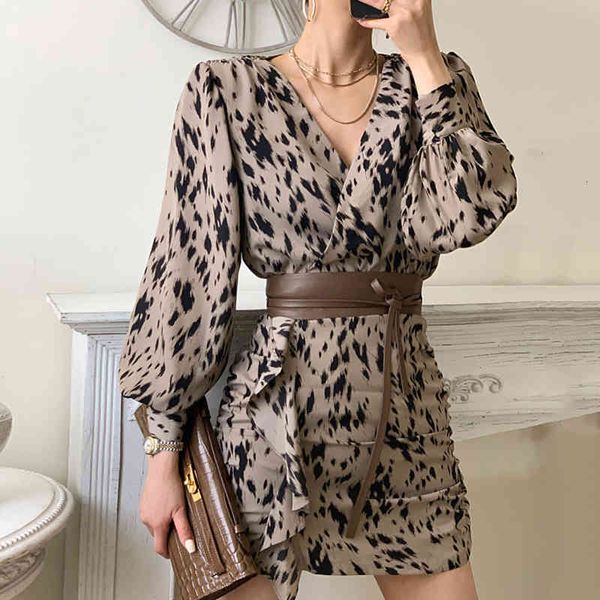 casual dresses dressed in flashy chic korean light mature style leopard print v income torn cross hip dress female py0s, Black;gray
casual dresses dressed in flashy chic korean light mature style leopard print v income torn cross hip dress female py0s, Black;gray