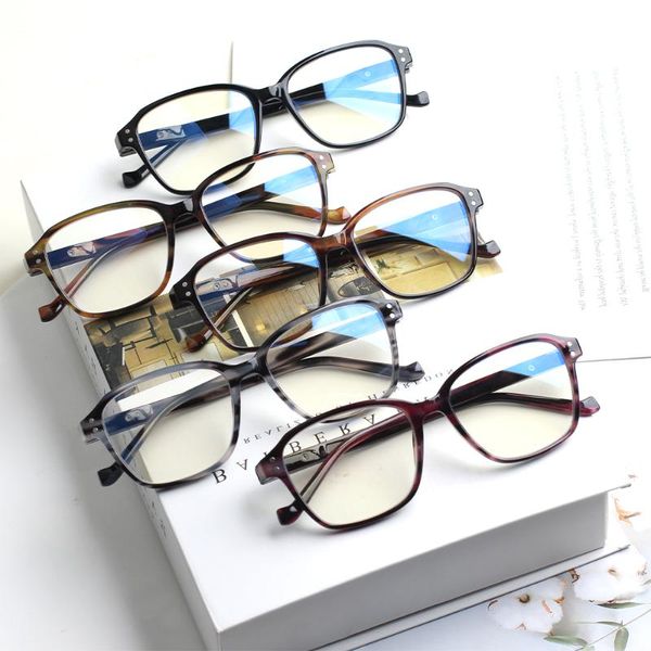 sunglasses blue light blocking reading glasses spring hinges women men anti fatigue and uv computer game reader, White;black
sunglasses blue light blocking reading glasses spring hinges women men anti fatigue and uv computer game reader, White;black