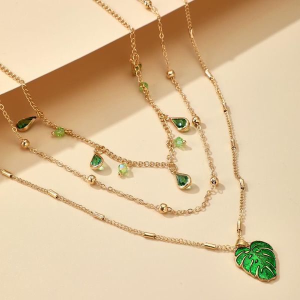 chokers bohemian green leaf pendant necklace water drop shiny rhinestone chain choker multi-layer for women jewelry, Golden;silver
chokers bohemian green leaf pendant necklace water drop shiny rhinestone chain choker multi-layer for women jewelry, Golden;silver