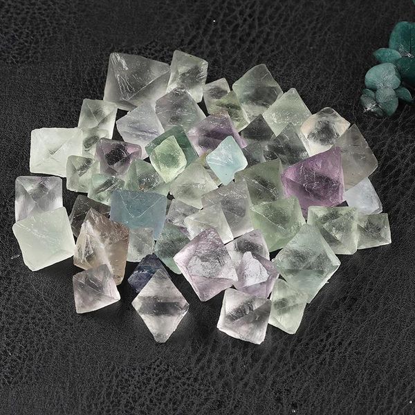 decorative objects & figurines 1pc natural green fluorite octahedral quartz crystal original gem embellished vine jewelry stone collection m
decorative objects & figurines 1pc natural green fluorite octahedral quartz crystal original gem embellished vine jewelry stone collection m