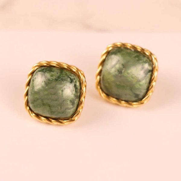 new 2021 brand fashion party jewelry women gold color green square earrings luxury quality trendy green resin c brand, Golden
new 2021 brand fashion party jewelry women gold color green square earrings luxury quality trendy green resin c brand, Golden