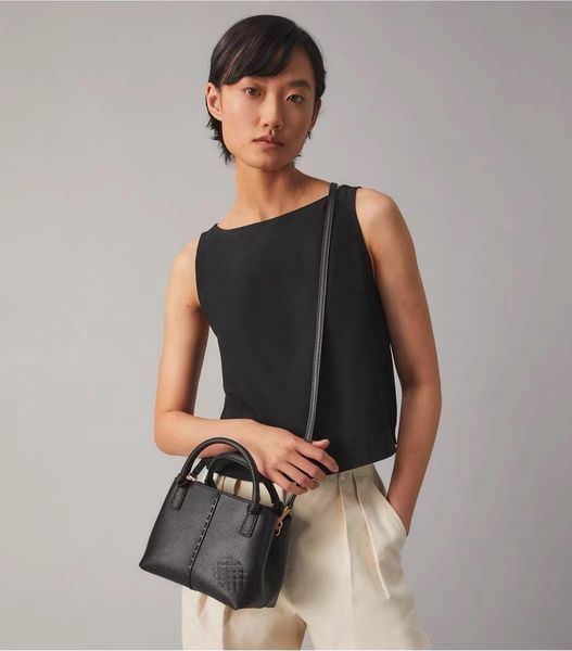 luxurys designer bags totes handbag messenger single shoulder underarm leather women's bag
luxurys designer bags totes handbag messenger single shoulder underarm leather women's bag