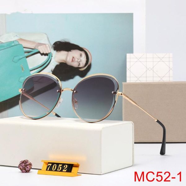 sunglasses mc52 7052 women square sun glass retro fashion polarized shopping mirror stacked frame design glasses, White;black
sunglasses mc52 7052 women square sun glass retro fashion polarized shopping mirror stacked frame design glasses, White;black