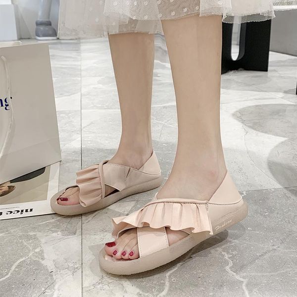 two wear sandals female lotus leaf 2021 summer wild beach lazy jelly bottom flip flop for women slippers, Black
two wear sandals female lotus leaf 2021 summer wild beach lazy jelly bottom flip flop for women slippers, Black