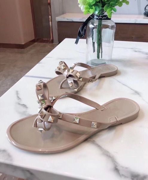 women loafers autumn winter warm wool slippers classic metal buckle embroidery sandals men leather half slipper pattern slides 1126, Black
women loafers autumn winter warm wool slippers classic metal buckle embroidery sandals men leather half slipper pattern slides 1126, Black