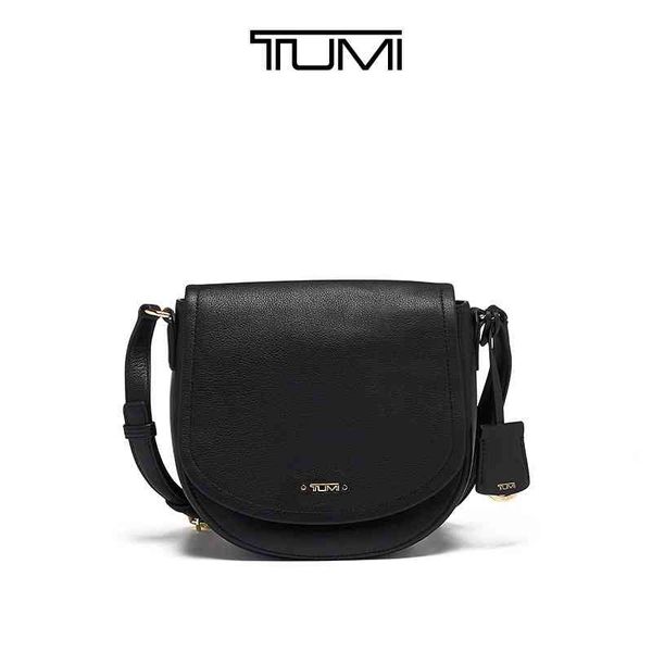 tumi / tuming voyageur series fashionable small leather women's flip messenger shoulder bag 0196366d
tumi / tuming voyageur series fashionable small leather women's flip messenger shoulder bag 0196366d