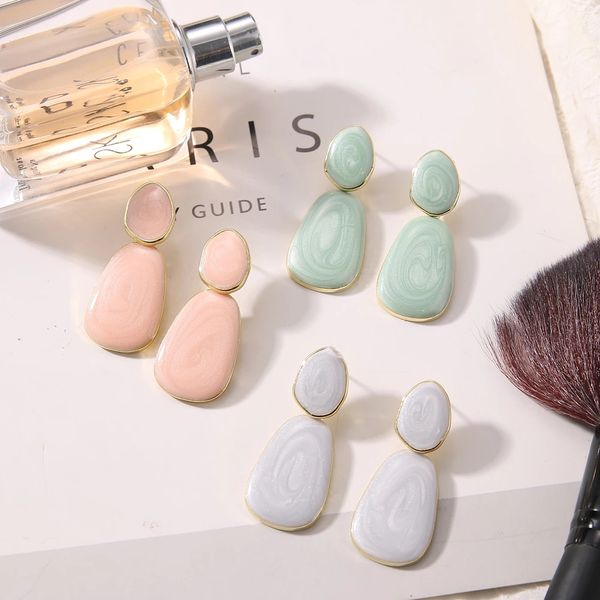 vintage resin drop earrings women korean geometric candy color resin alloy dangle earrings 2021 fashion trend jewelry, Silver
vintage resin drop earrings women korean geometric candy color resin alloy dangle earrings 2021 fashion trend jewelry, Silver