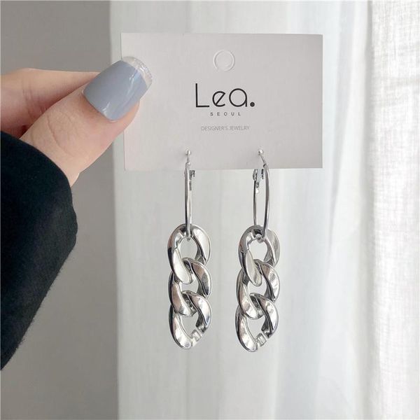 metal chain stud earrings europe and the united states temperament hip-hop retro women jewelry accessories, Golden;silver
metal chain stud earrings europe and the united states temperament hip-hop retro women jewelry accessories, Golden;silver