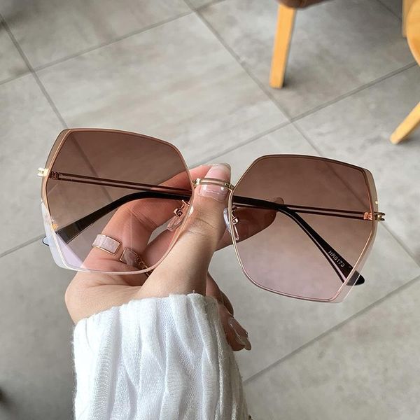 sunglasses oloey luxury trimmed women fashion trendy large square rimless green eyewear female glasses camping hiking uv400 gafa, White;black
sunglasses oloey luxury trimmed women fashion trendy large square rimless green eyewear female glasses camping hiking uv400 gafa, White;black