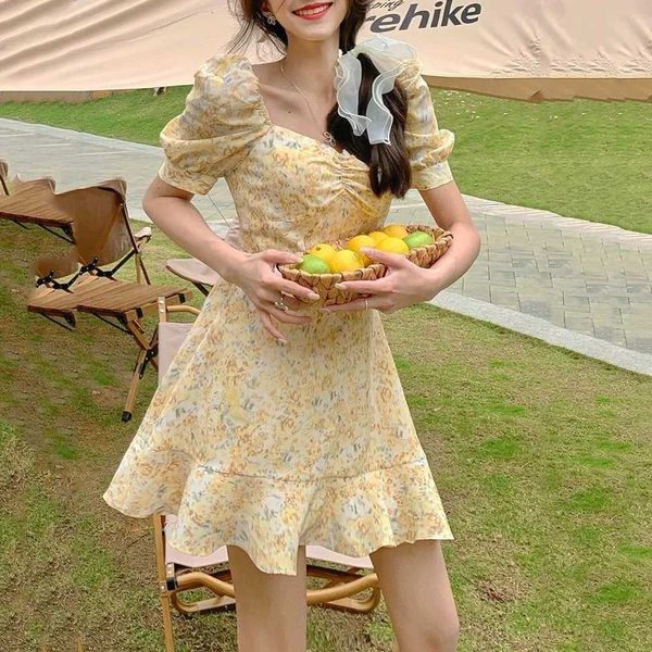 first love tea break chiffon french temperament broken flower bubble sleeve drs 2021 summer sweet oil painting skirt, Black;gray
first love tea break chiffon french temperament broken flower bubble sleeve drs 2021 summer sweet oil painting skirt, Black;gray