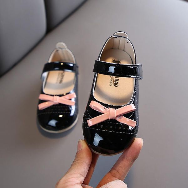sneakers 2021 spring children's shoes korean girls princess fashion single leather soft bottom toddler, Black;red
sneakers 2021 spring children's shoes korean girls princess fashion single leather soft bottom toddler, Black;red
