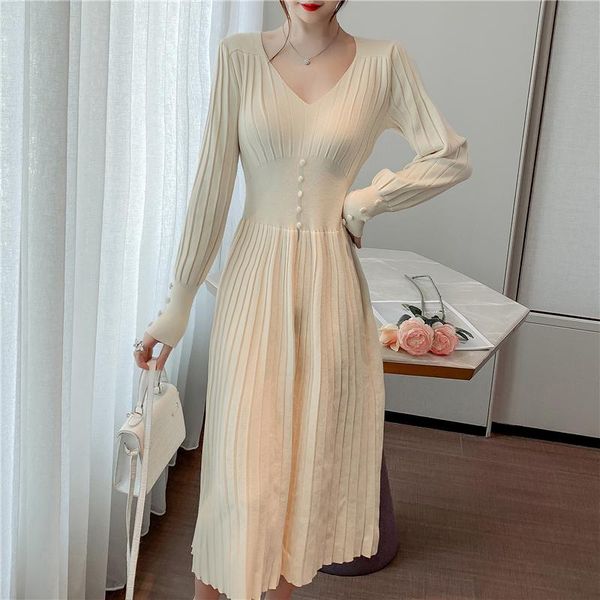 casual dresses elegant knitted dress 2021 autumn and winter v-neck waist slimming women's fashion clothing, Black;gray
casual dresses elegant knitted dress 2021 autumn and winter v-neck waist slimming women's fashion clothing, Black;gray