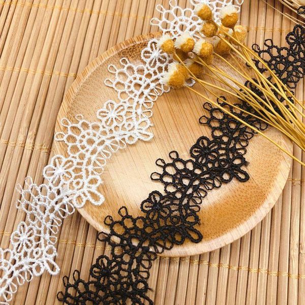 ribbon 1yards lace fabric 2.7cm white trimmings black trim for sewing collar encajes dentelle lp45, Pink;blue
ribbon 1yards lace fabric 2.7cm white trimmings black trim for sewing collar encajes dentelle lp45, Pink;blue