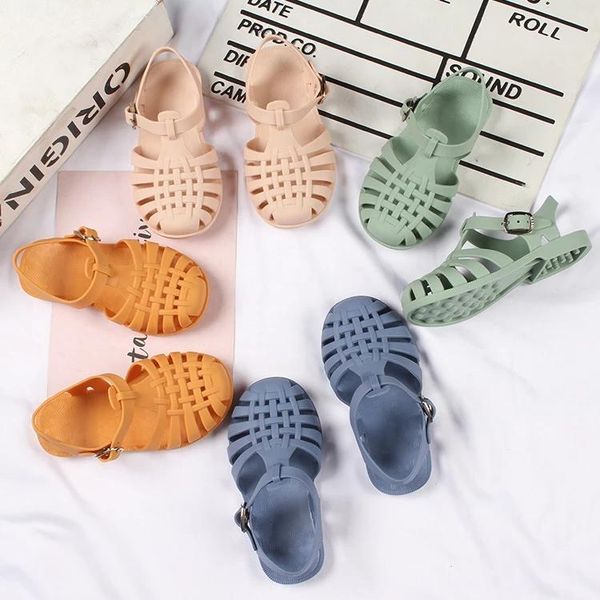 sandals 2021 kids flat summer soft hollow out non-slip shoes footwear for boys casual roman slippers candy jelly beach, Black;red
sandals 2021 kids flat summer soft hollow out non-slip shoes footwear for boys casual roman slippers candy jelly beach, Black;red