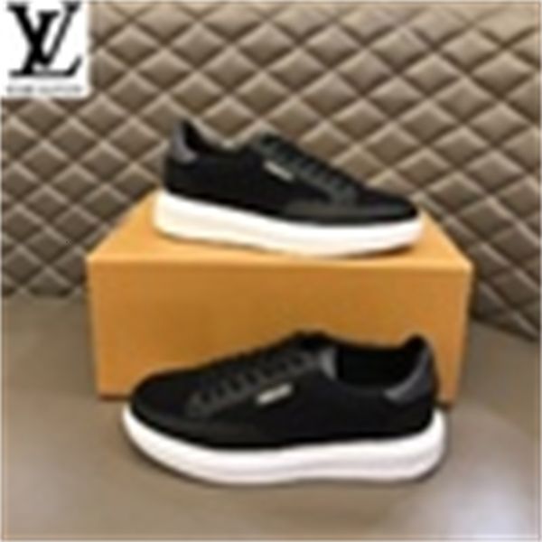 boots shoes sneakers loafers designer moccasins buckles lace-ups dress luxury men f08s
boots shoes sneakers loafers designer moccasins buckles lace-ups dress luxury men f08s