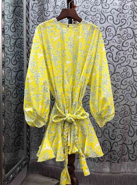 dresses autumn women batwing sleeve cute birdsl floral print string belt deco large swing casual, Black;gray
dresses autumn women batwing sleeve cute birdsl floral print string belt deco large swing casual, Black;gray