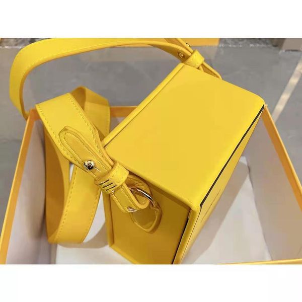 hip ysiykiy mini luxury pingping6 designer fashion women handbags shoulder phone style tote purse box bag 
hip ysiykiy mini luxury pingping6 designer fashion women handbags shoulder phone style tote purse box bag