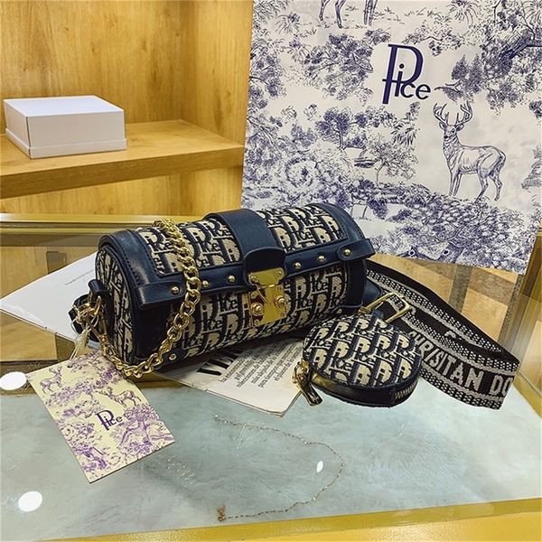 designer sale french chain cylinder 2022 new women's bag fashion net red one shoulder foreign style messenger bag wholesale store
designer sale french chain cylinder 2022 new women's bag fashion net red one shoulder foreign style messenger bag wholesale store