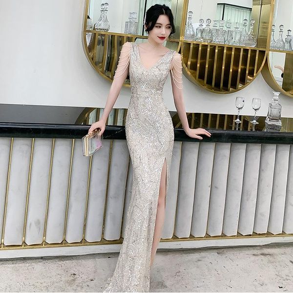 sliver party evening dress elegant sleeveless long high split sequin banquet gowns qipao ethnic clothing, Red
sliver party evening dress elegant sleeveless long high split sequin banquet gowns qipao ethnic clothing, Red