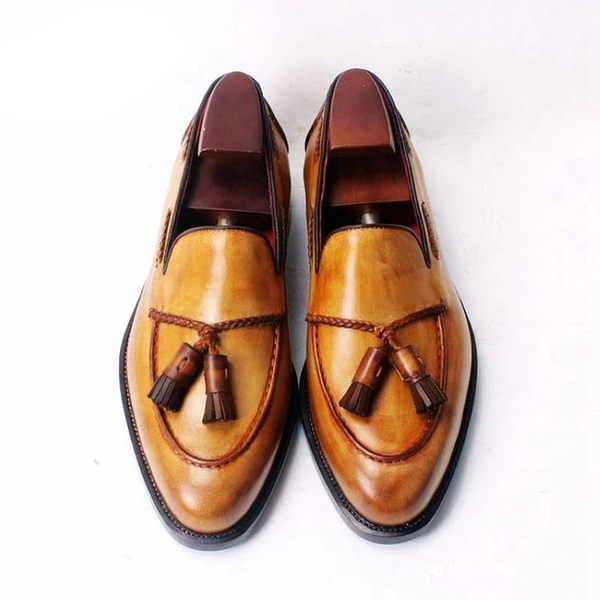 men leather shoes low heel fringe shoes dress shoes brogue spring ankle boots vintage classic male casual f65, Black
men leather shoes low heel fringe shoes dress shoes brogue spring ankle boots vintage classic male casual f65, Black