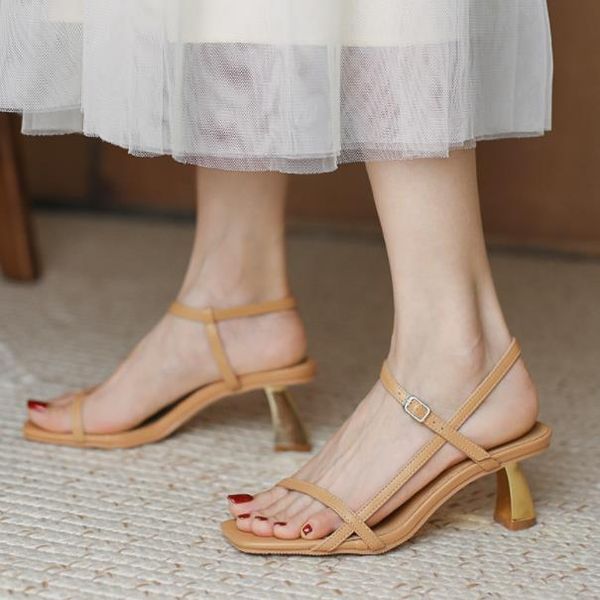 dress shoes special-shaped sandals female summer 2021 style with western square toe open high heels design sense temperament, Black
dress shoes special-shaped sandals female summer 2021 style with western square toe open high heels design sense temperament, Black