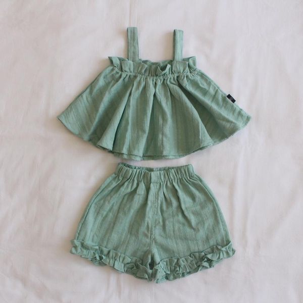 clothing sets 2021 baby girl embroidered suspender shorts princess summer suit, White
clothing sets 2021 baby girl embroidered suspender shorts princess summer suit, White