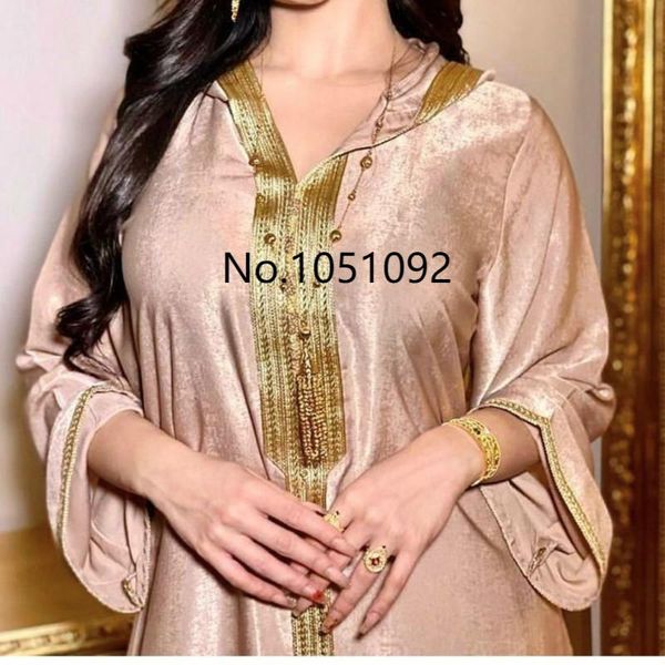 ethnic clothing dubai hooded abaya dress for women france velvet ribbon long sleeve moroccan turkish arabic muslim clothes red 2021
ethnic clothing dubai hooded abaya dress for women france velvet ribbon long sleeve moroccan turkish arabic muslim clothes red 2021