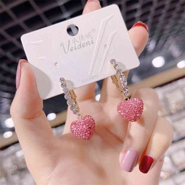 whitney fashion new pink full diamond love earrings 925 silver needle earrings for women, Black
whitney fashion new pink full diamond love earrings 925 silver needle earrings for women, Black