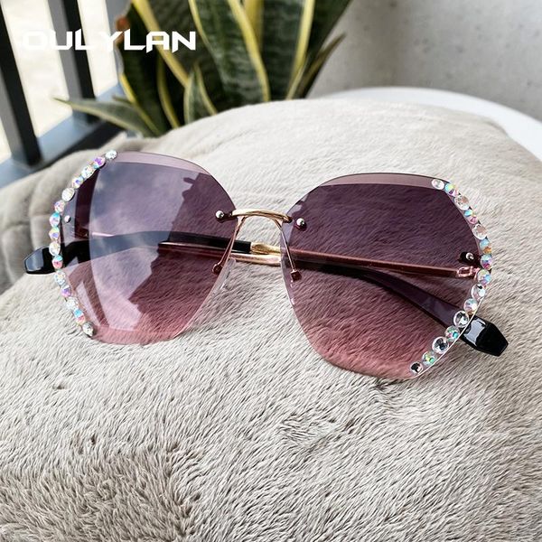 sunglasses oulylan rimless women crystal diamond oversized sun glasses gradient shades for ladies, White;black
sunglasses oulylan rimless women crystal diamond oversized sun glasses gradient shades for ladies, White;black