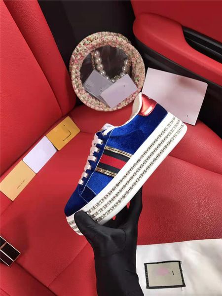 wholesale luxury platform shoes. the classic appearance pattern is of unparalleled high level. unique design specially tailored for female f
wholesale luxury platform shoes. the classic appearance pattern is of unparalleled high level. unique design specially tailored for female f