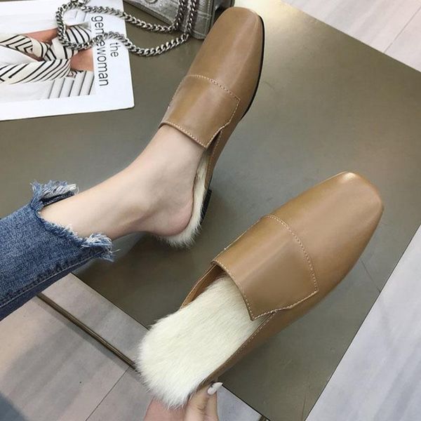 slippers slides women outdoor warm ladies mules shoes female with fur home flats woman 2022, Black
slippers slides women outdoor warm ladies mules shoes female with fur home flats woman 2022, Black