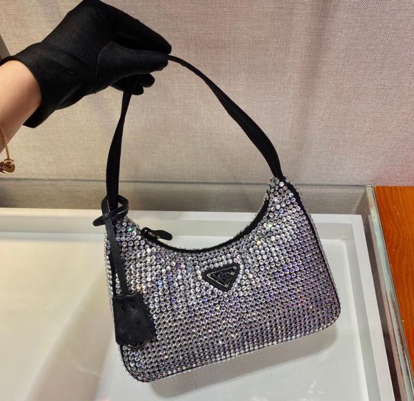 2021 fashion trend handbag ladies letter messenger bag wholesale ladies canvas hobo backpack ladies sequin handbag messenger bag
2021 fashion trend handbag ladies letter messenger bag wholesale ladies canvas hobo backpack ladies sequin handbag messenger bag