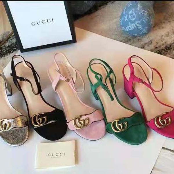 classics women shoes designer sandals fashion beach thick bottom slippers alphabet lady sandal leather high heel shoe slides bagandshoe 05, Black
classics women shoes designer sandals fashion beach thick bottom slippers alphabet lady sandal leather high heel shoe slides bagandshoe 05, Black