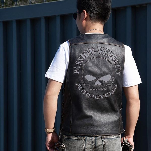 motorcycle leather vest male head layer cowhide restoring ancient ways do old short waistcoat men's & faux, Black
motorcycle leather vest male head layer cowhide restoring ancient ways do old short waistcoat men's & faux, Black